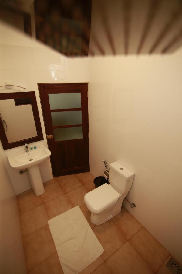 Rock Elephant Villa Hikkaduwa Εξωτερικό φωτογραφία